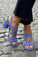 Blau